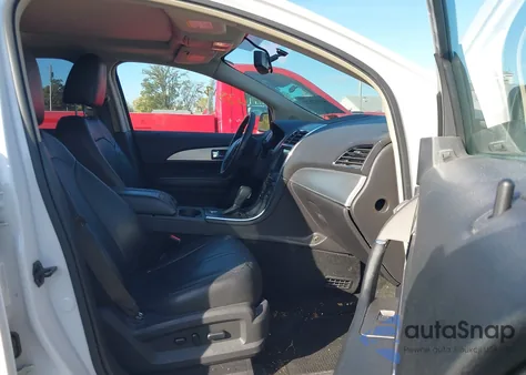 2011 Lincoln Mkx z USA, uszkodzony, nr VIN 2LMDJ8JK7BBJ28251